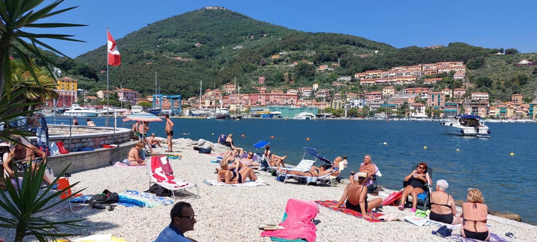 Moderno Appartamento Vista Mare, Con Parcheggio Privato Портовенере Екстер'єр фото